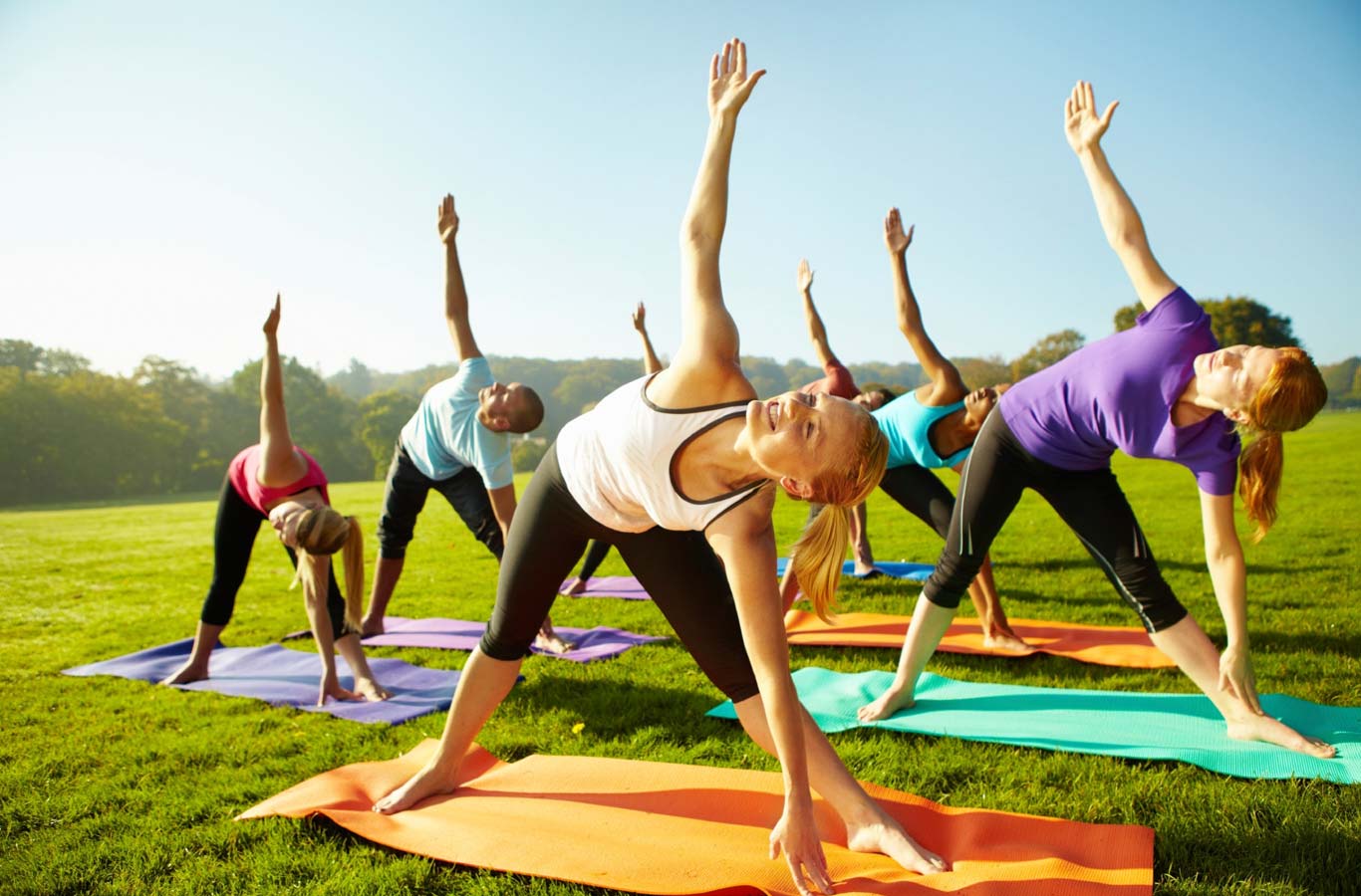 outdoor-yoga-fitness[1]